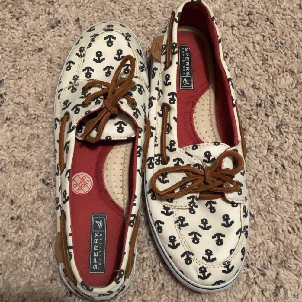 Sperry boat shoe